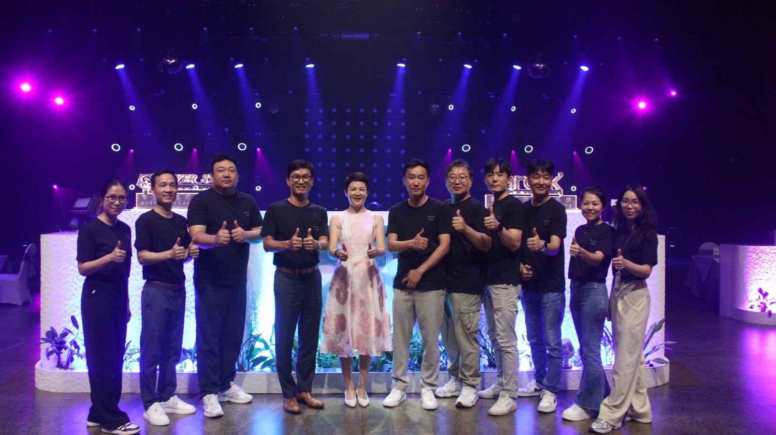 雅江光电开展韩国合作伙伴产品技术交流培训：共筑技术桥梁，携手共创未来